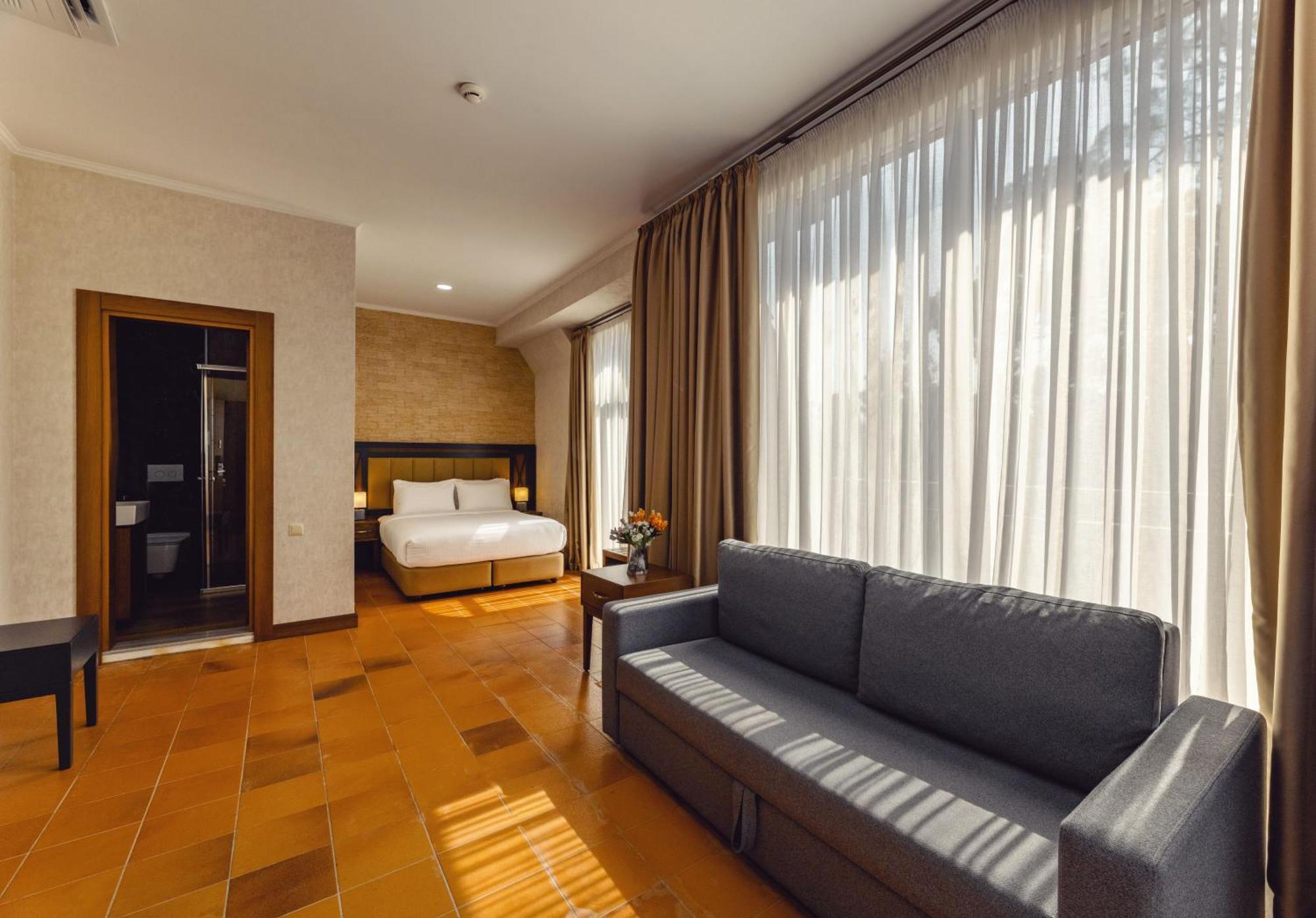 Hotel Chateau Kvirike Boboqvati Esterno foto